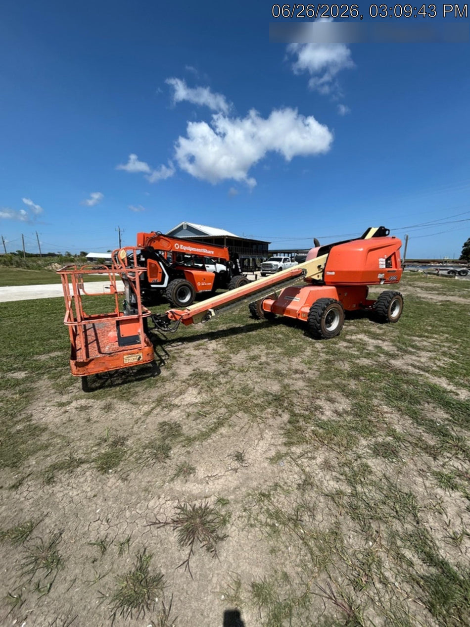 2019 JLG 400S