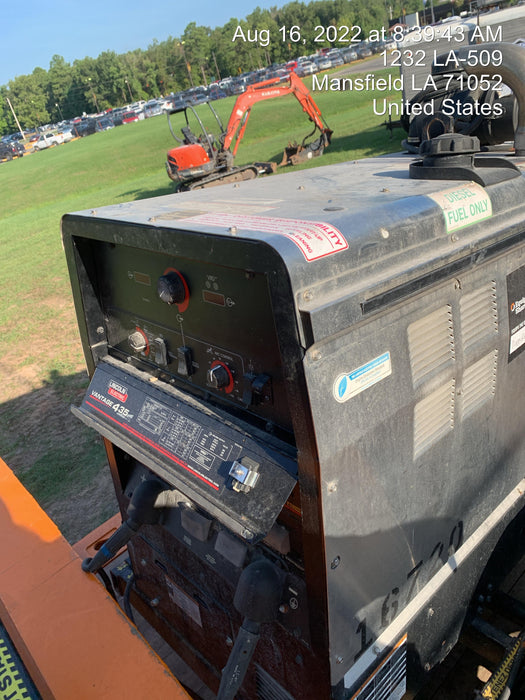 2018 Lincoln Electric Vantage 435 Lincoln Vantage 435 Welder Ready-Pak 3 w/Trailer, Fender/Light Kit, and Cable Rack