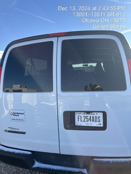 2023 CHEVROLET Express Van - Rental