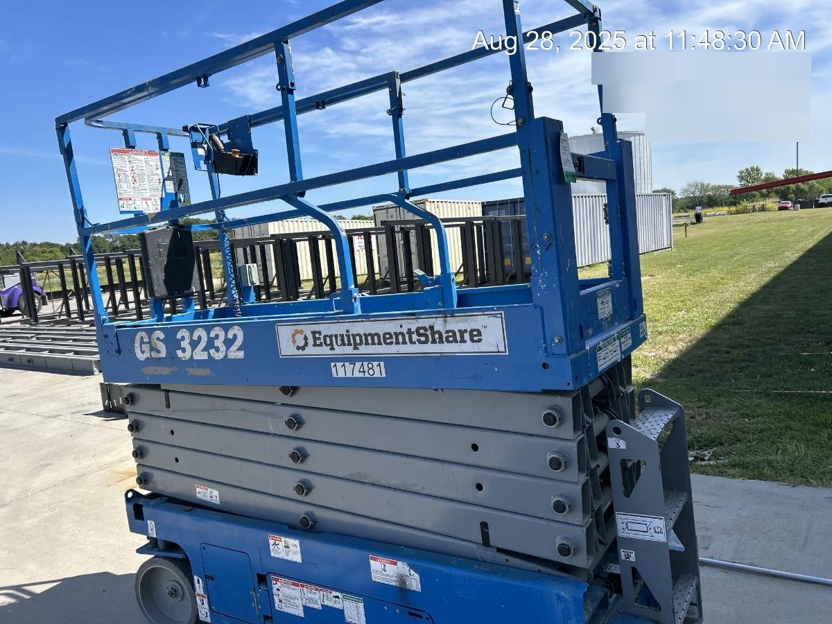 2020 GENIE GS-3232
