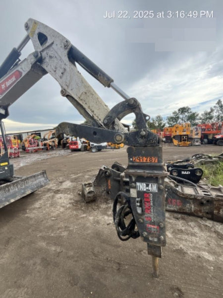 2023 TOKU TNB4J-C
