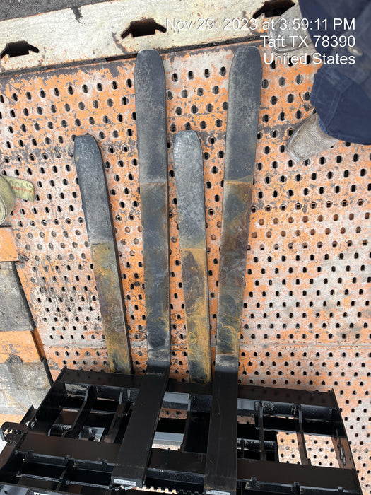 2024 VIRNIG 48" Pallet Forks - Virnig