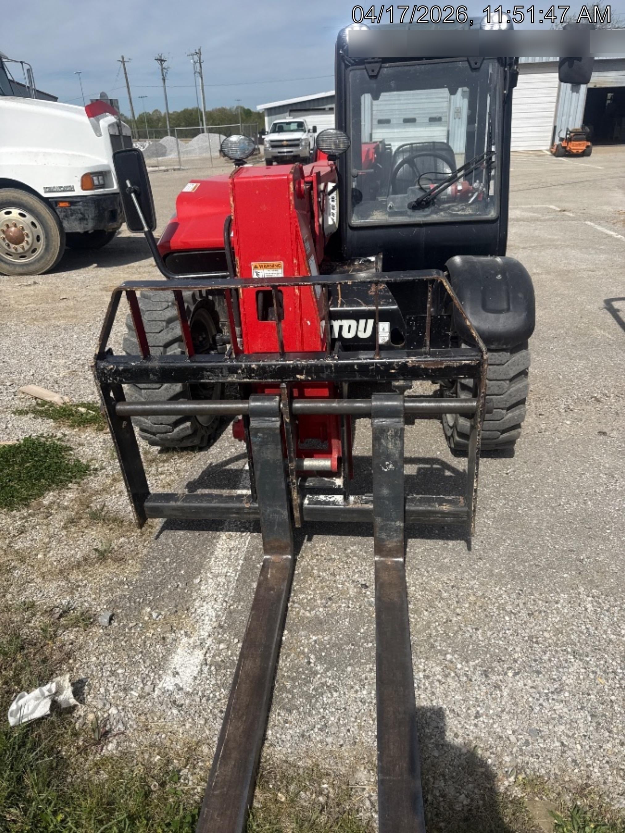 2023 MANITOU MTA5519