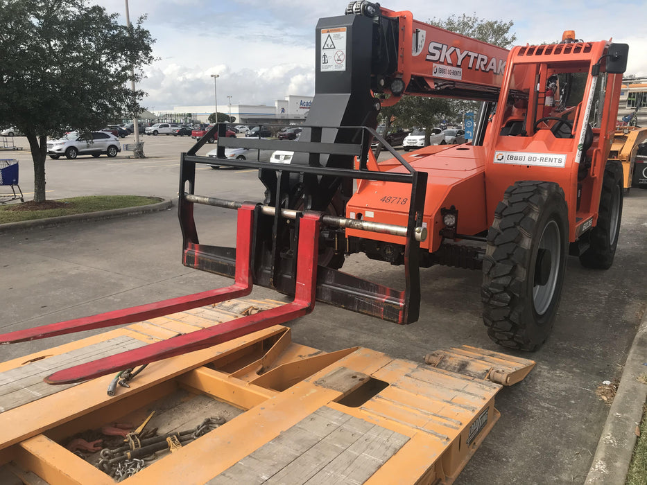 2019 Skytrak 6036 Canopy, Solid Tires, LED Work Lights, Beacon w/72" Carriage, 48" Pallet Forks