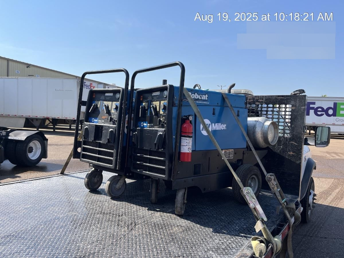 2019 Miller Electric BOBCAT 250 Standard w/Running Gear, Bracket, Hose