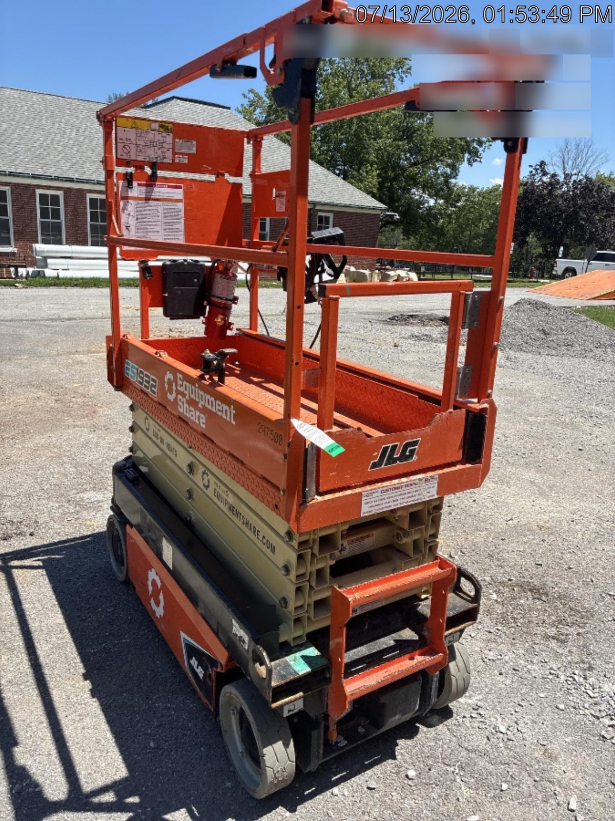 2023 JLG ES1932