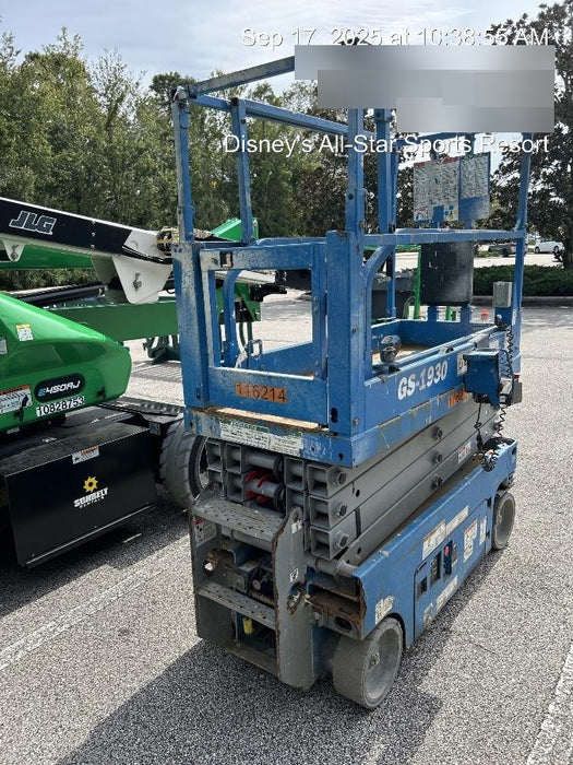 2020 Genie GS-1930 Solid Non Marking Tires, Beacon, Folding rails with half height swing gate