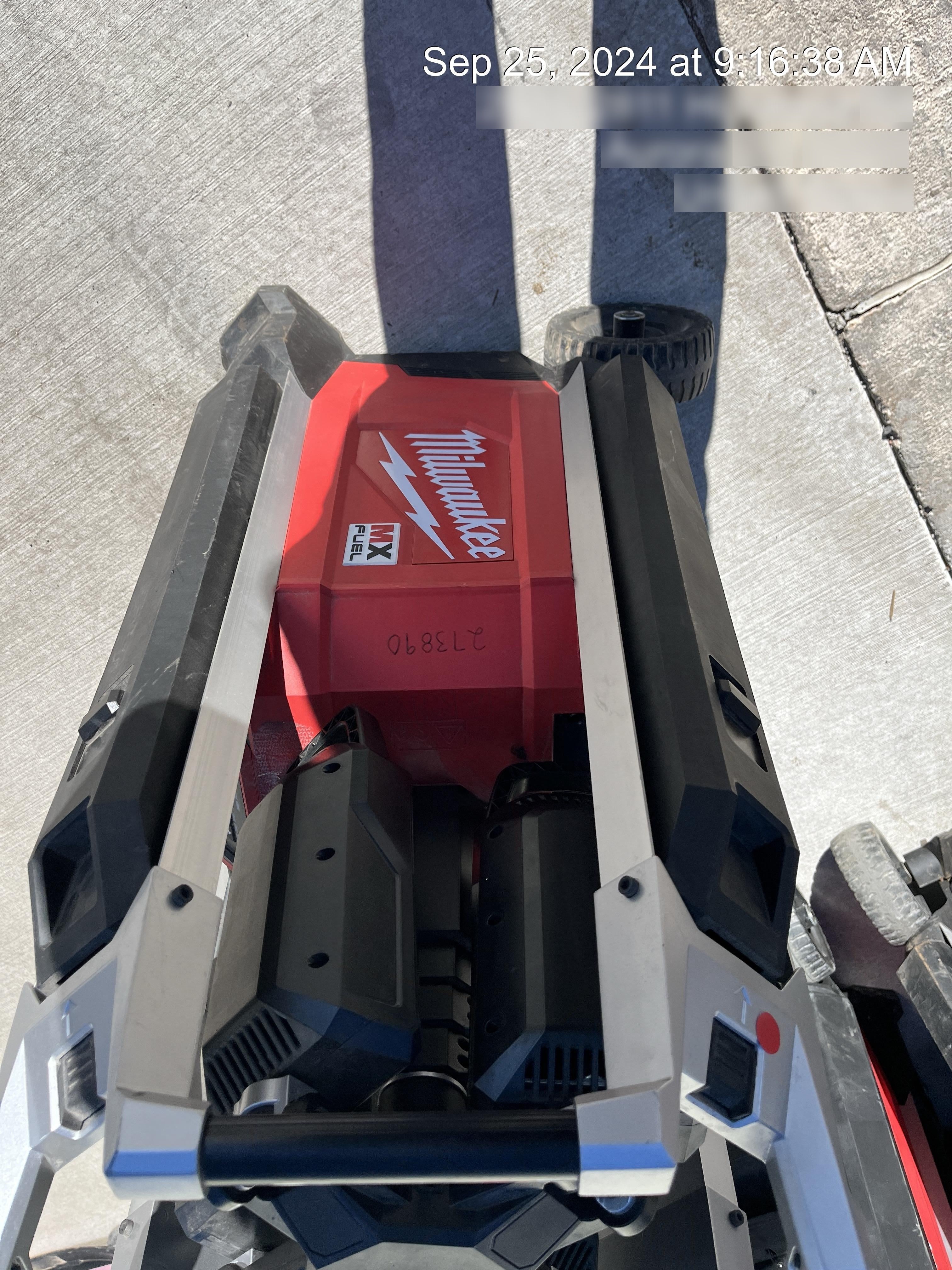 2022 MILWAUKEE MXF041-1XC