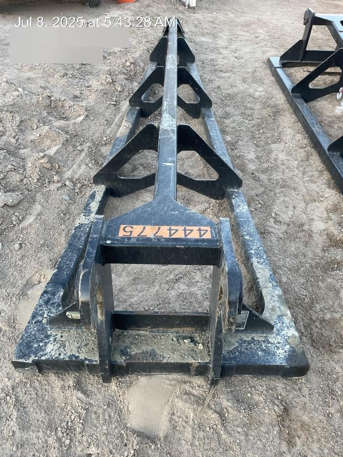 2024 JLG 1001275853