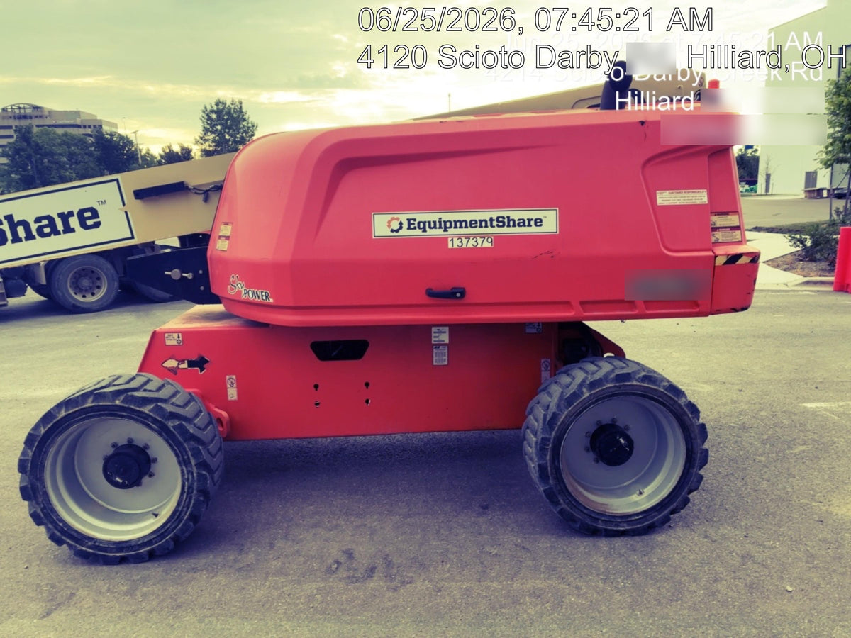 2021 JLG 660SJ