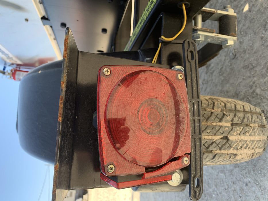 2019 Lincoln Electric Vantage 322 Welder Ready-Pak 3, Two wheel trailer, Fender and Light kit, Cable Rack