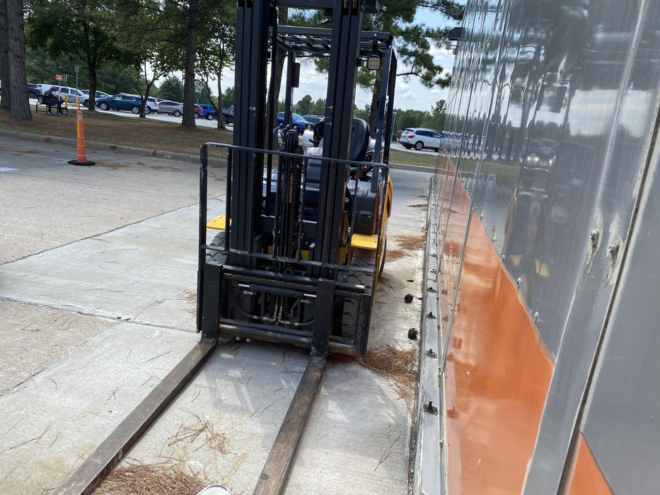 2021 KOMATSU FG25T-16