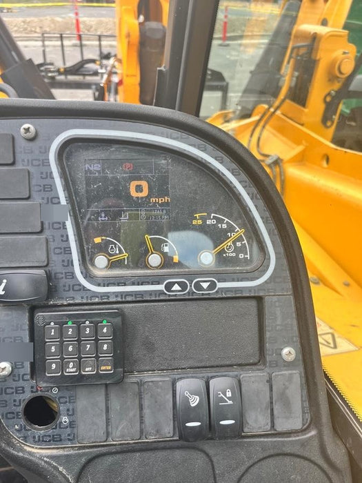 2020 JCB 512-56