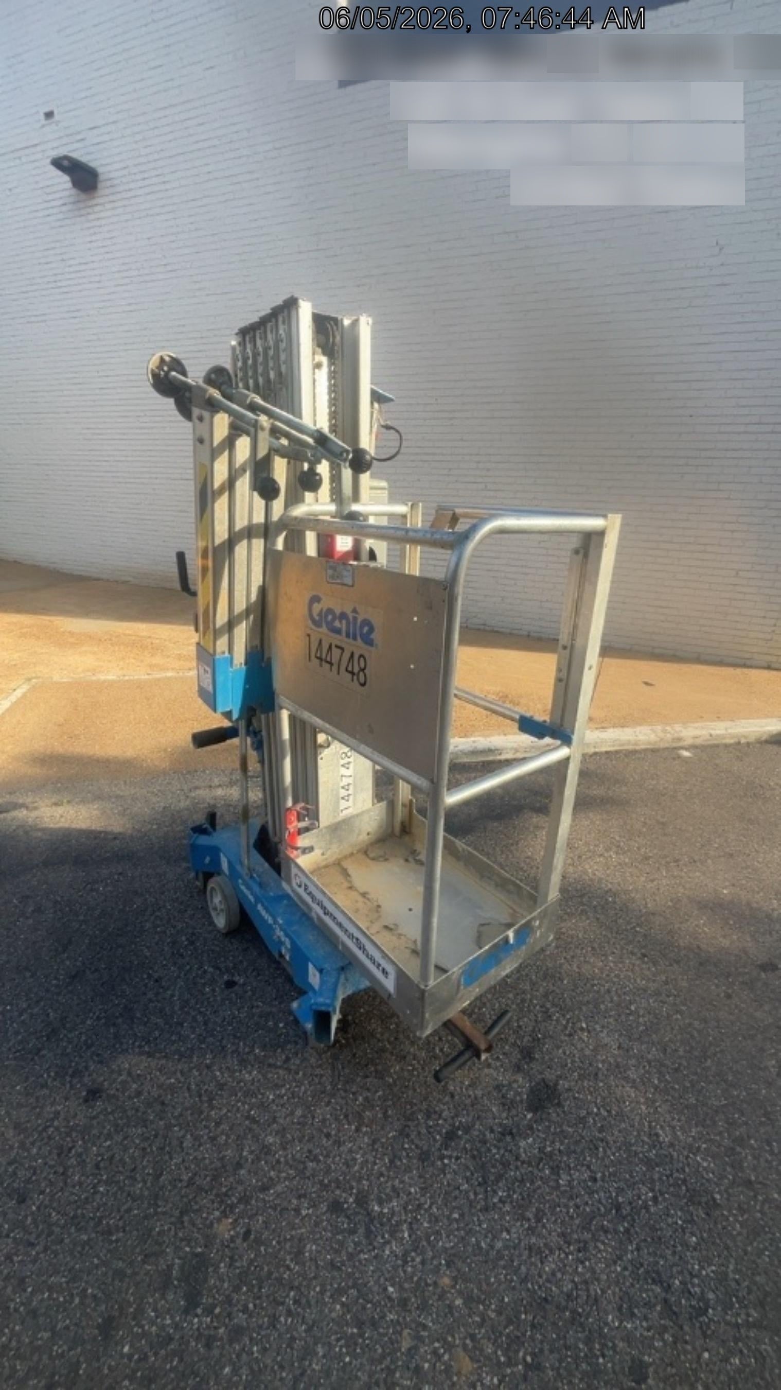 2021 GENIE AWP-30S DC