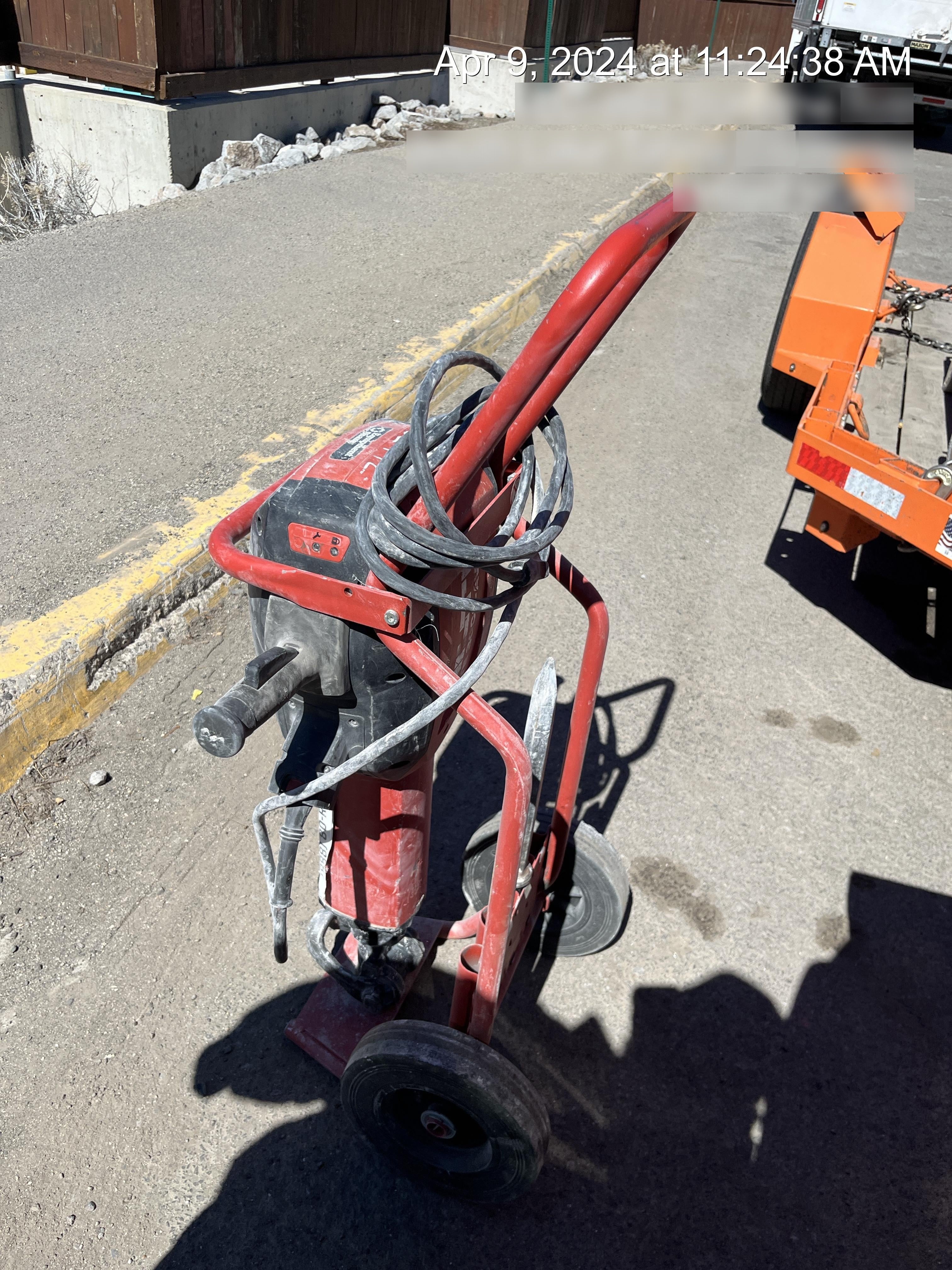 2020 HILTI TE 3000-AVR