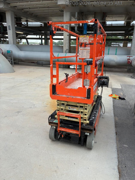 2021 JLG ES1932