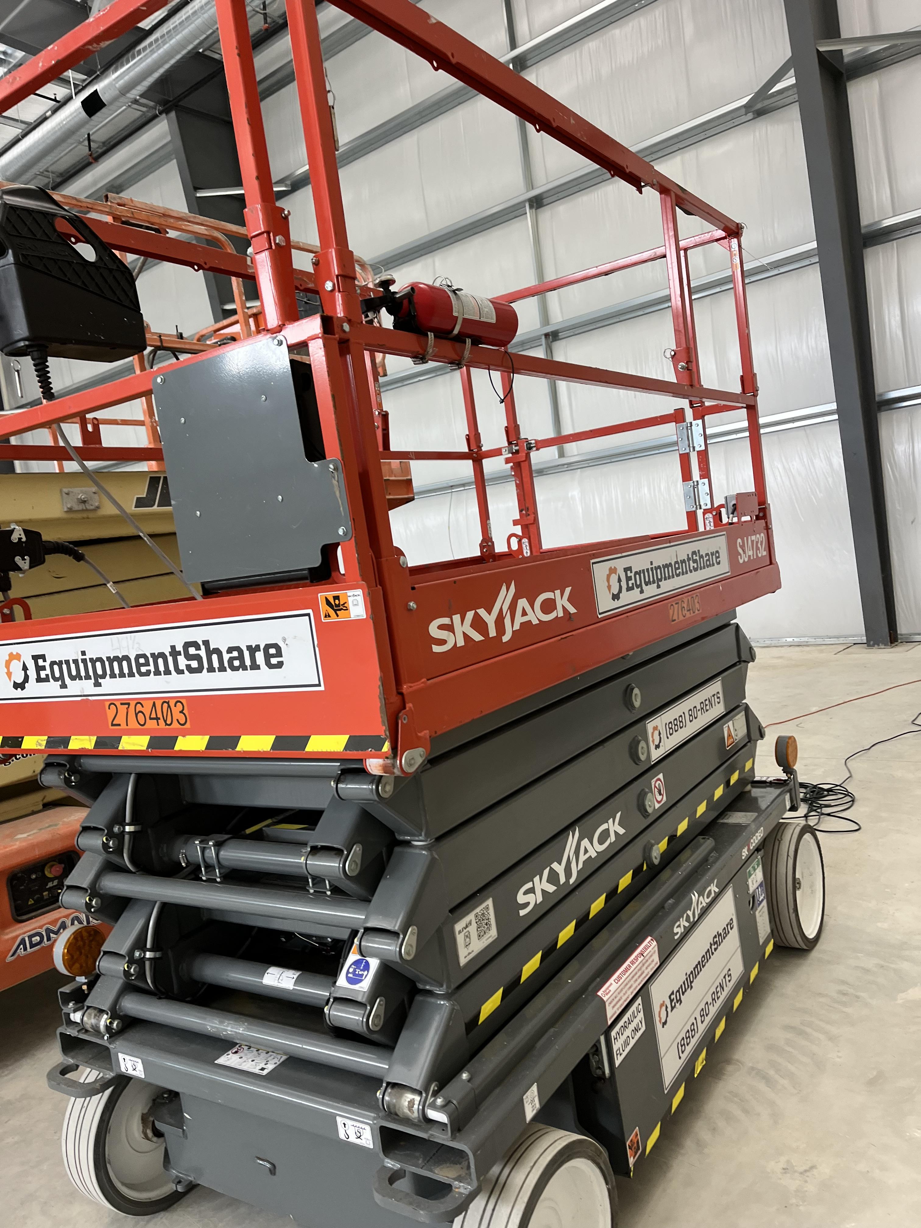 2023 SKYJACK SJ4732