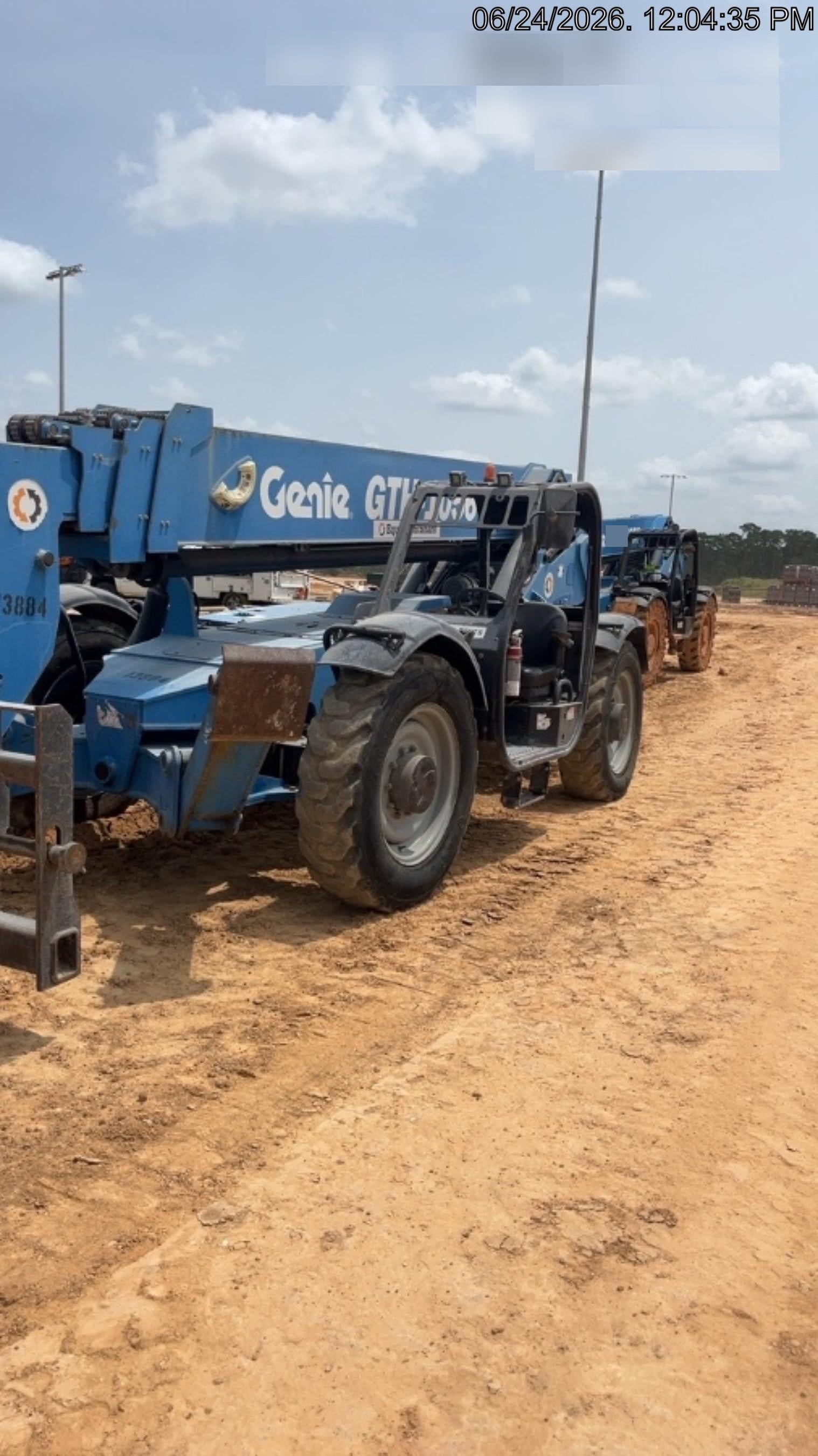 2018 GENIE GTH-1056