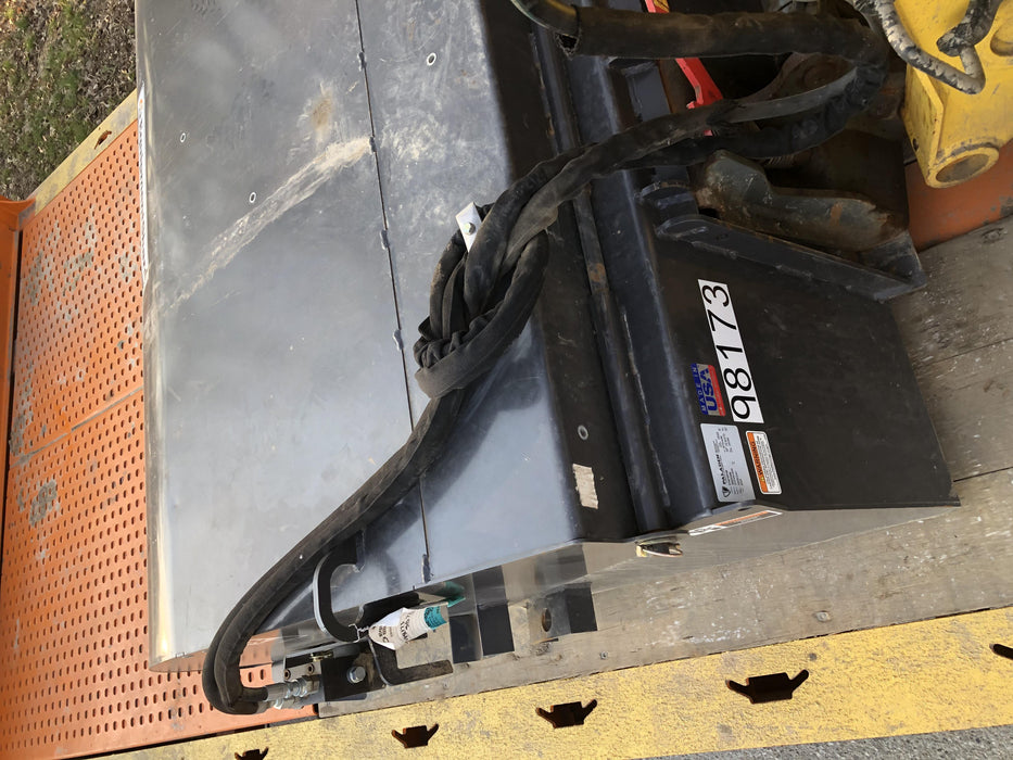 2020 PALADIN Sweepster SB72