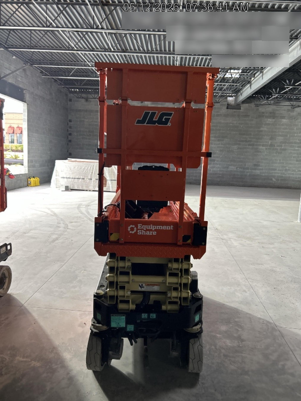2025 JLG ES1932