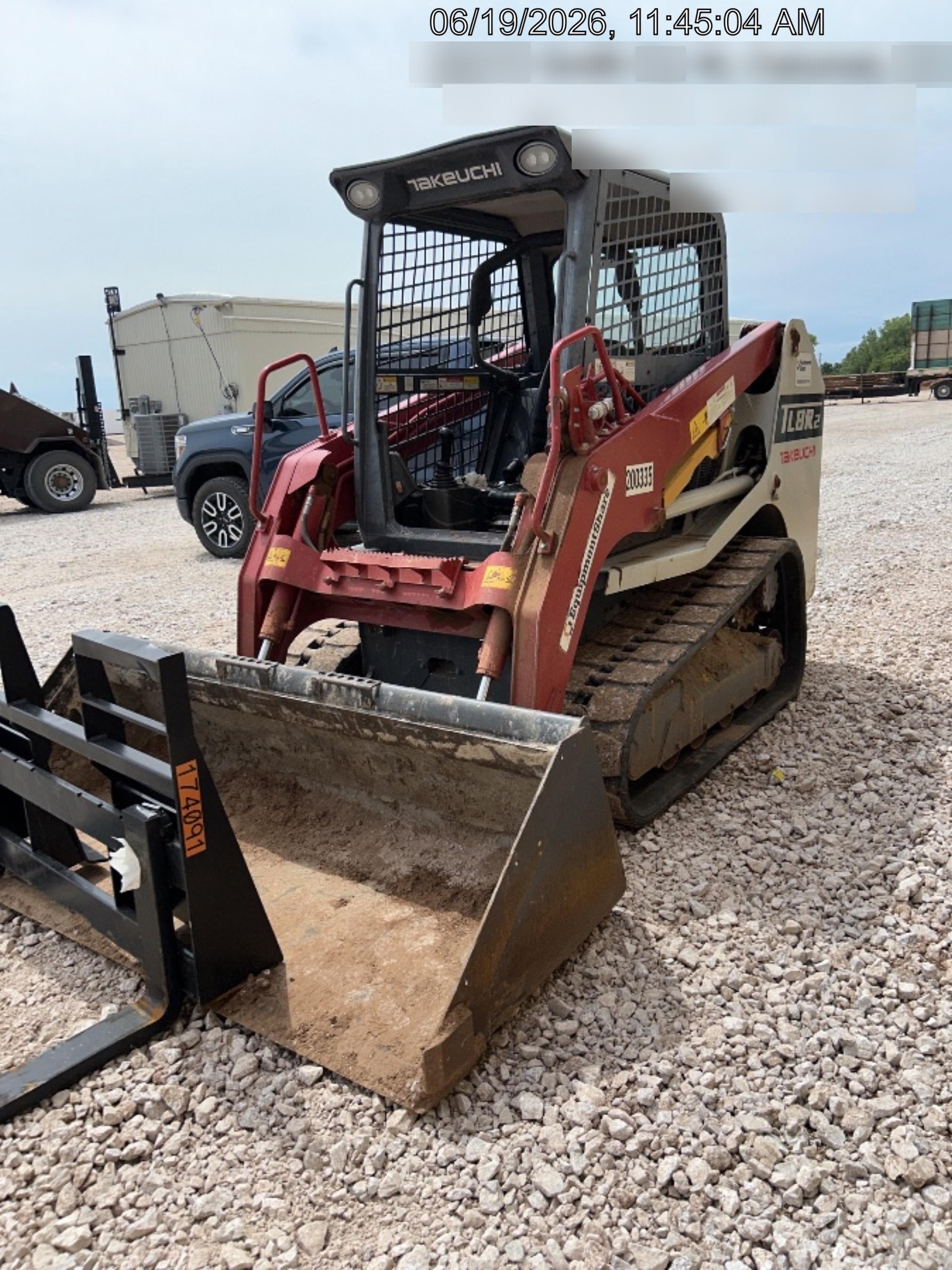 2022 TAKEUCHI TL8R2-R