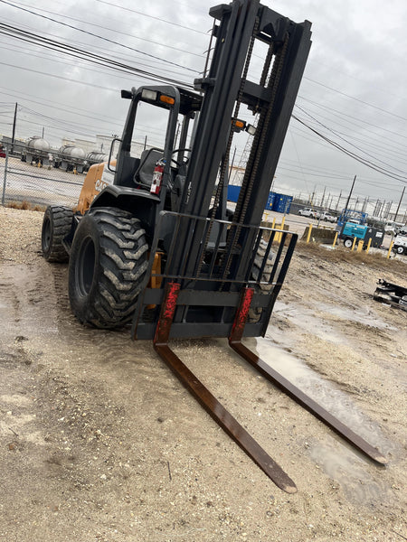 2018 CASE 588H