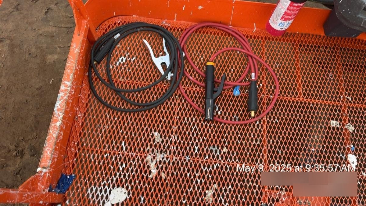 2025 MILLER ELECTRIC CST-282