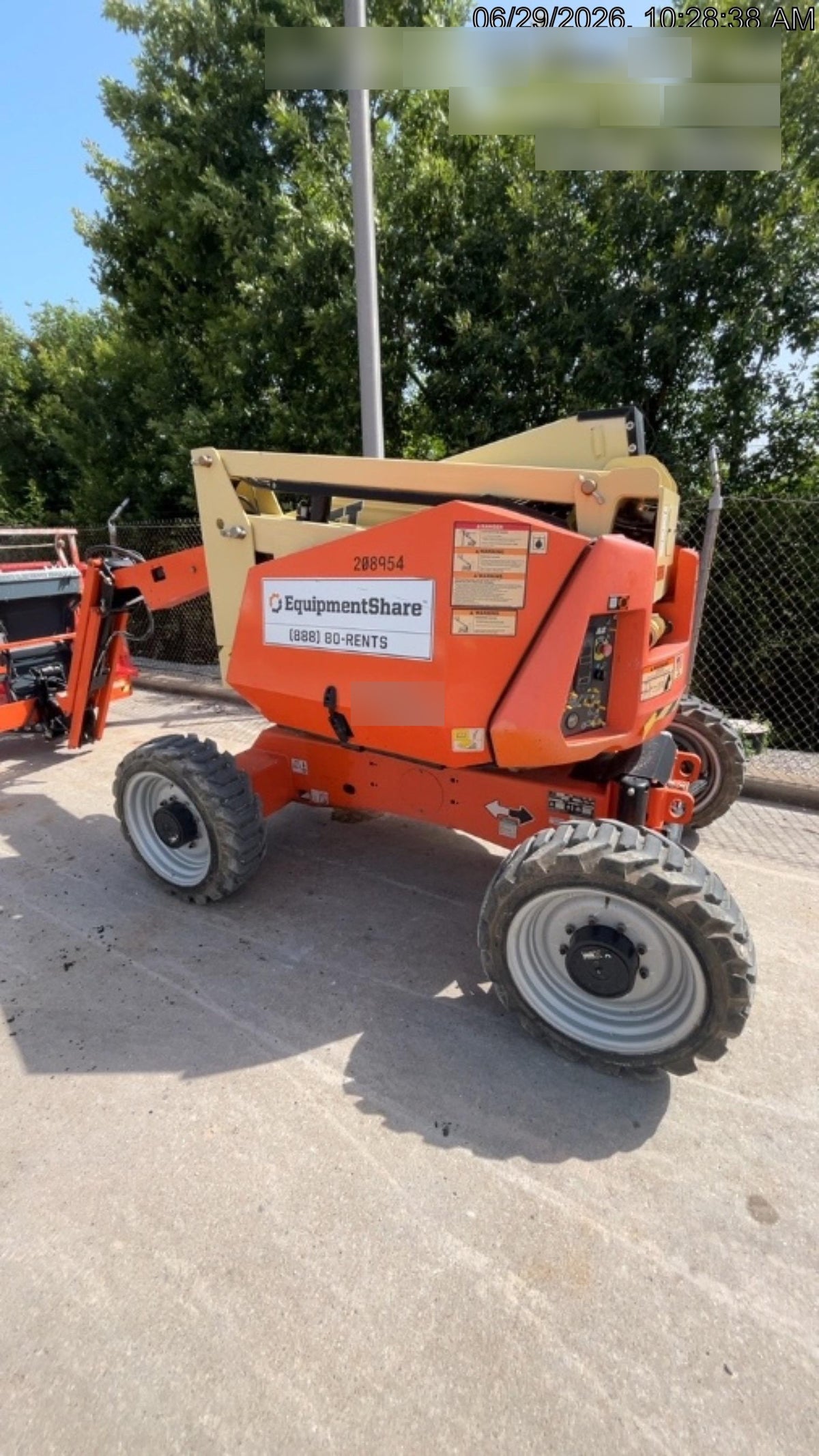 2022 JLG 340AJ