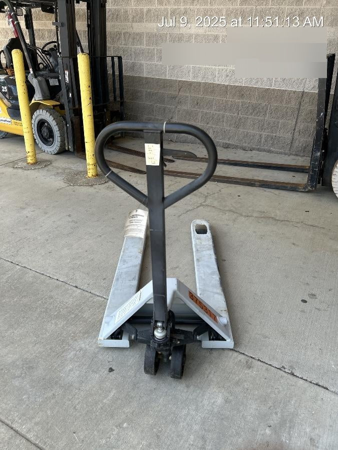 2023 STRONGWAY 4400 lb Pallet Jack