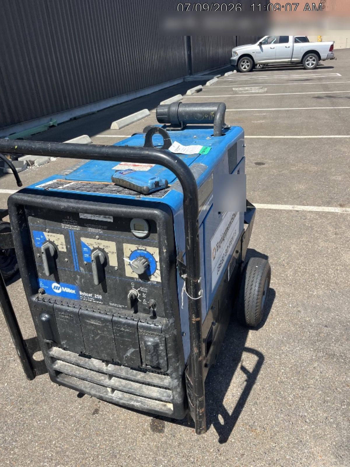 2019 Miller Electric BOBCAT 250 LP/Propane, Running Gear, Tank Bracket, Hose