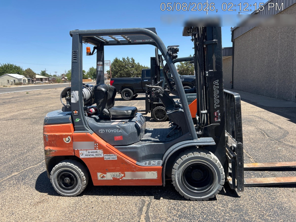 2022 TOYOTA 50-8FGU25