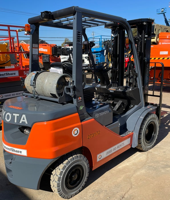 2022 TOYOTA 50-8FGU25