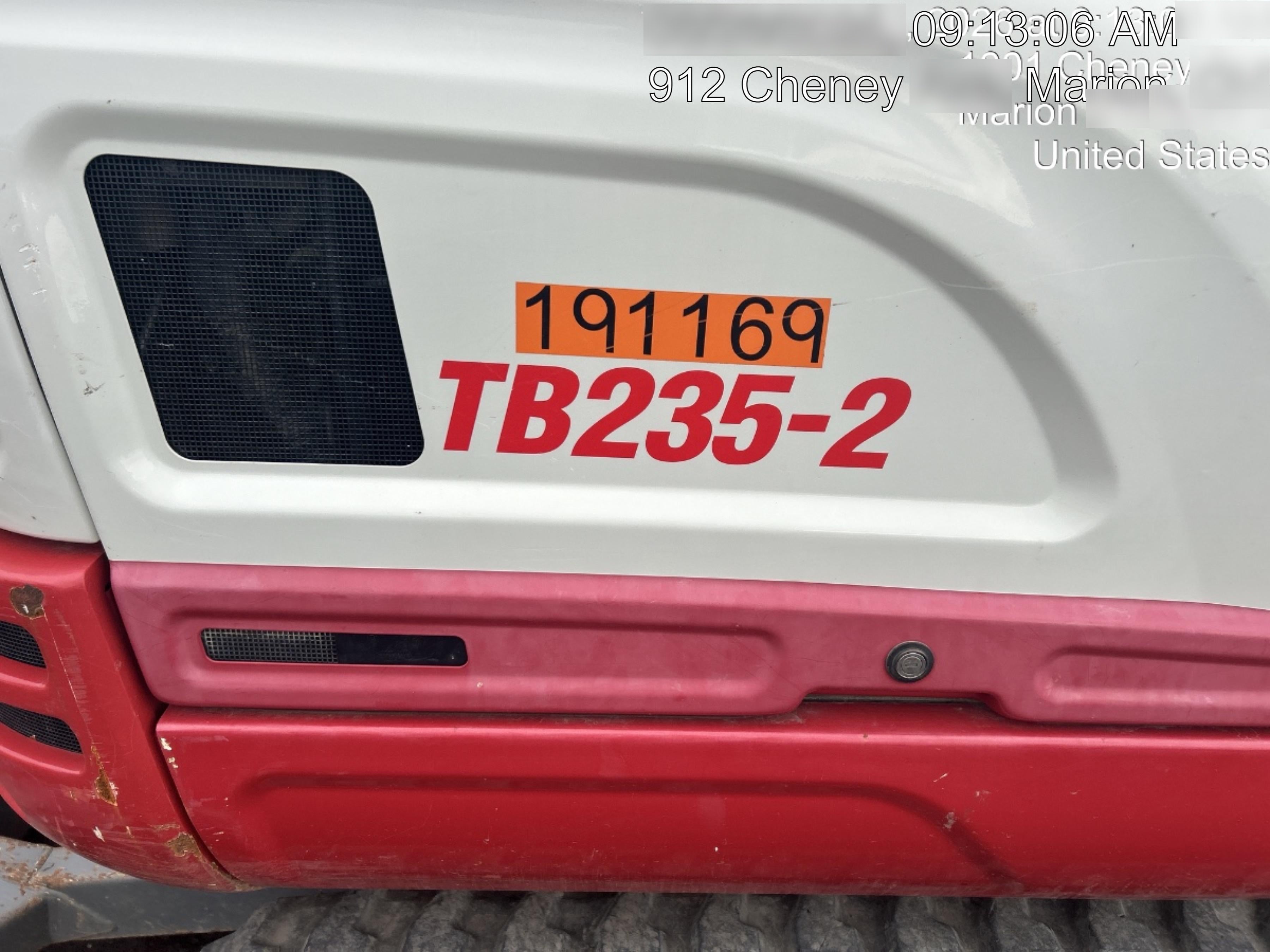 2021 TAKEUCHI TB235-2CR