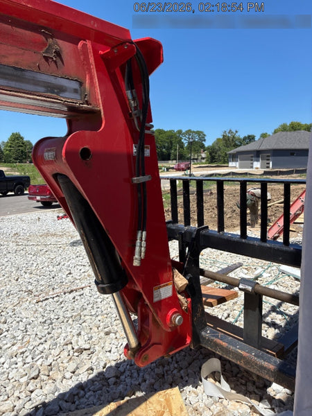 2020 MANITOU MTA8044