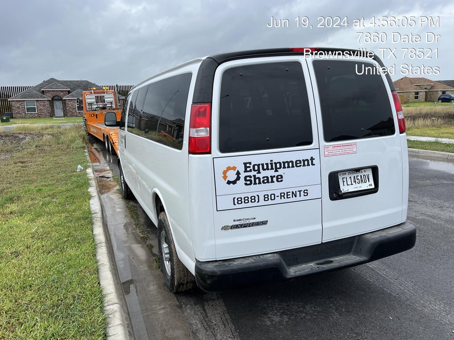 2023 CHEVROLET Express Van - Rental
