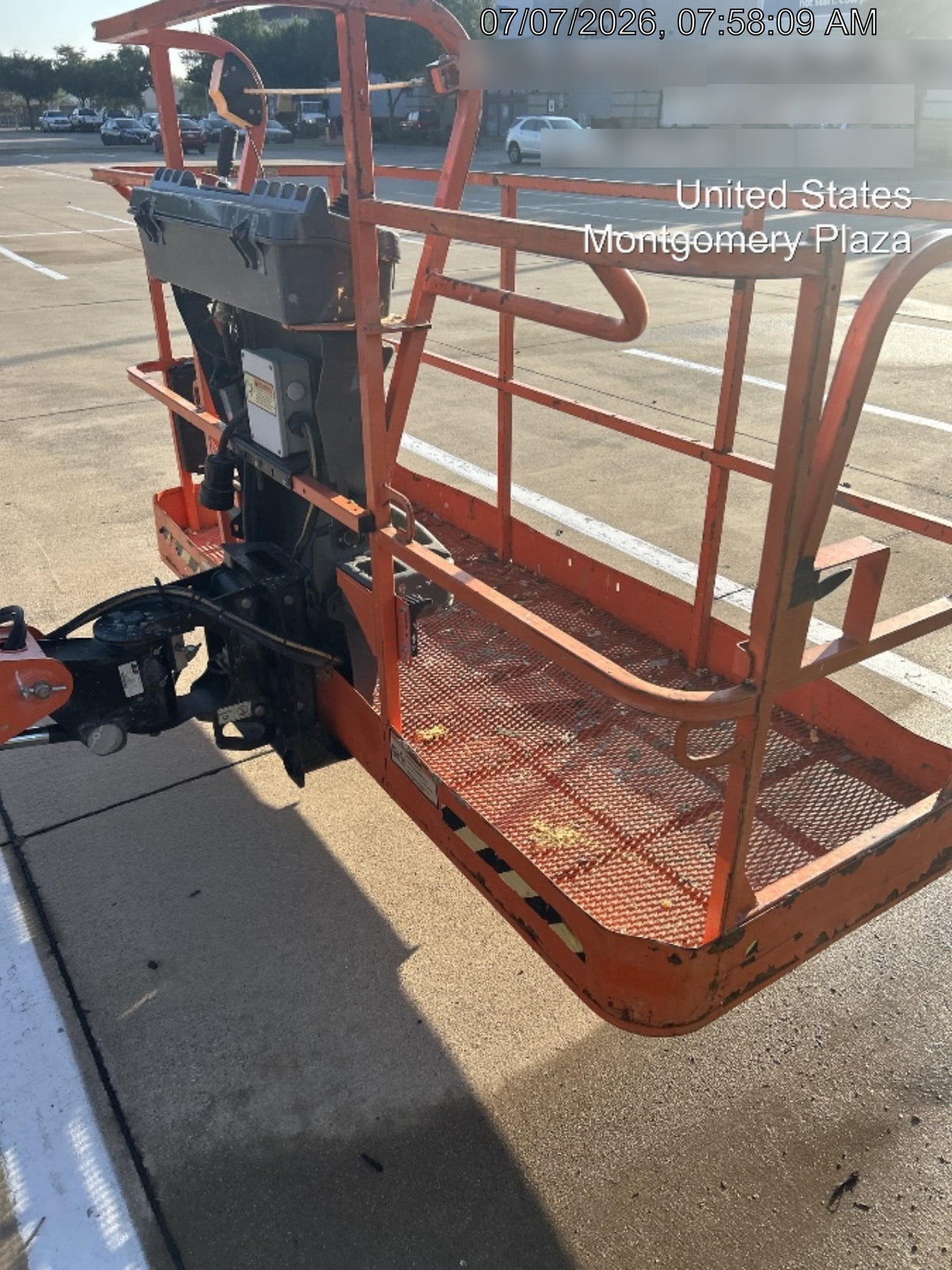2021 JLG 400S
