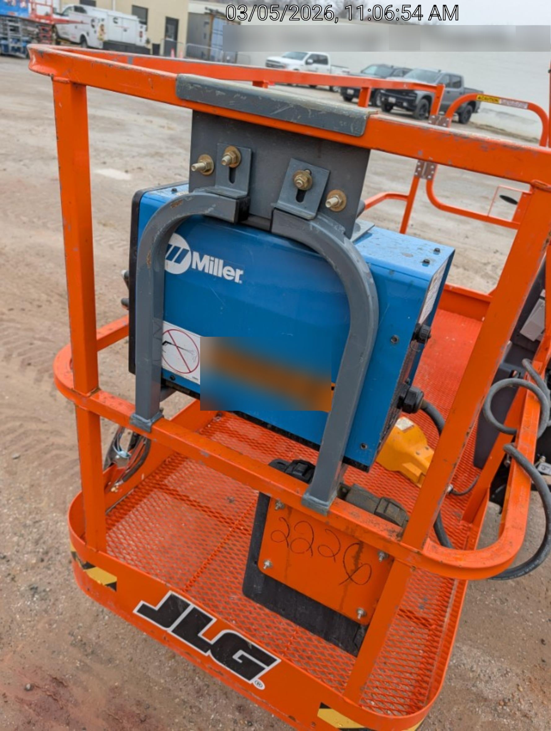 2025 MILLER ELECTRIC CST-282