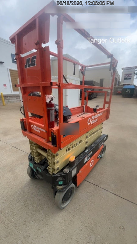 2025 JLG ES1932