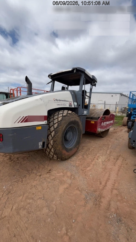 2022 DYNAPAC CA2500D