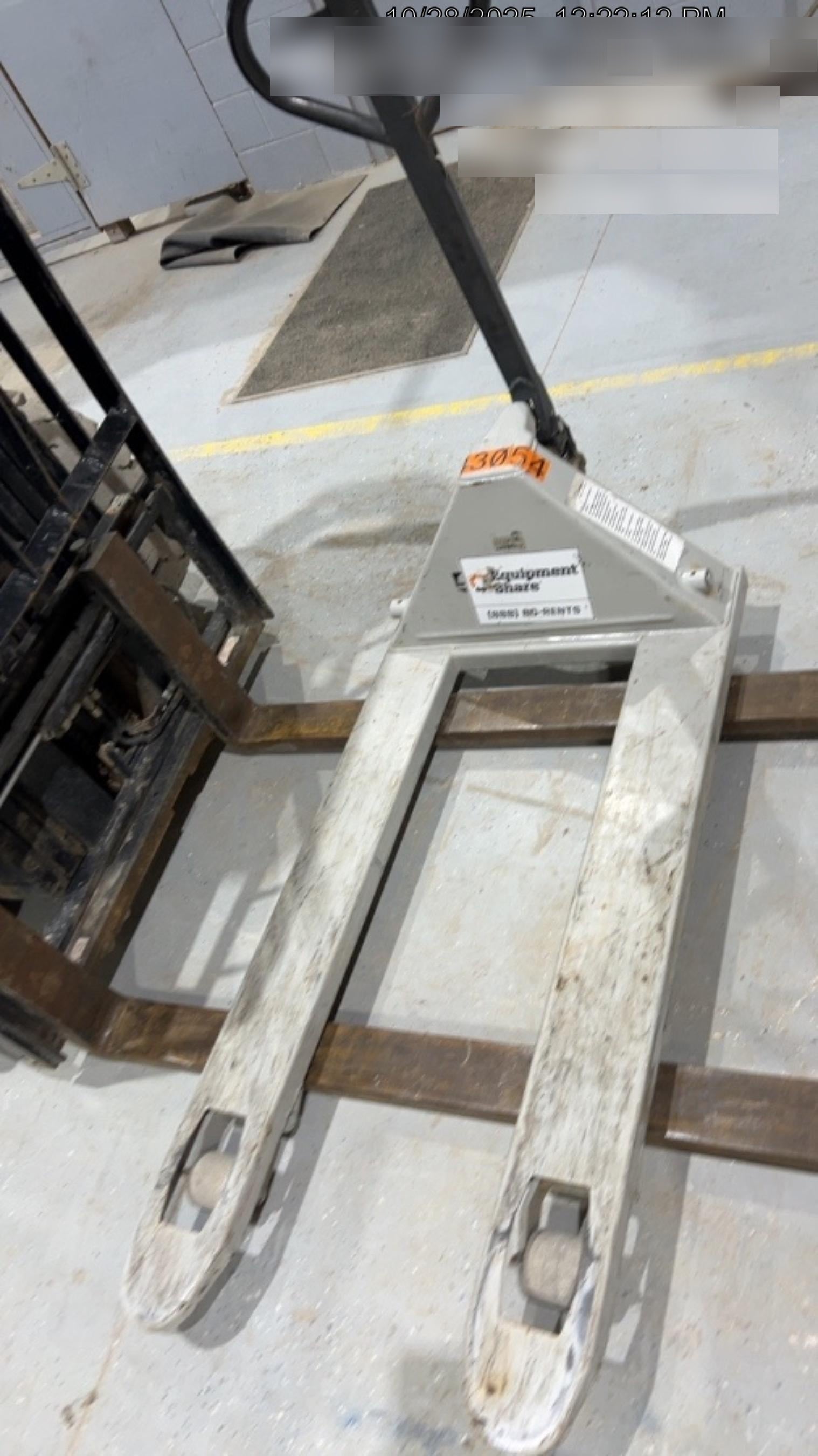 2022 STRONGWAY 4400 lb Pallet Jack