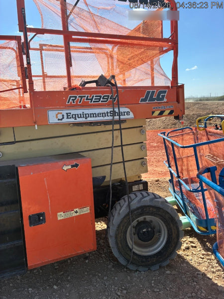 2022 JLG 4394RT