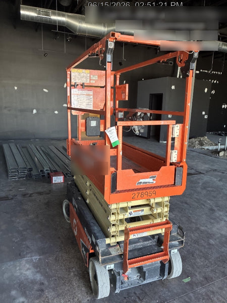 2022 JLG ES1932