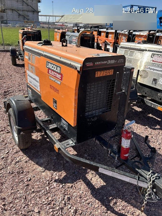 2021 Lincoln Electric Vantage 322 Vantage 322 Ready Pak 3 w/ Decals, ORANGE (includes trailer, cable rack, fender light kit) NO Telematics