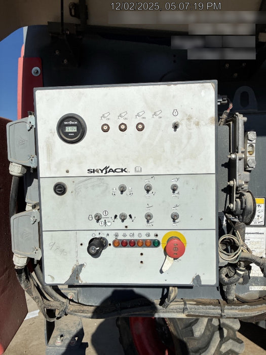 2017 SKYJACK SJ66T