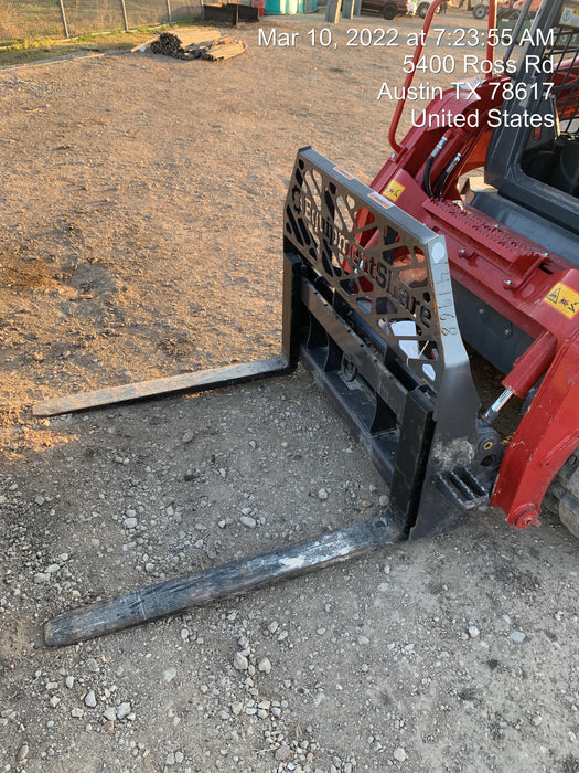 2021 PALADIN 48" Pallet Forks - Paladin