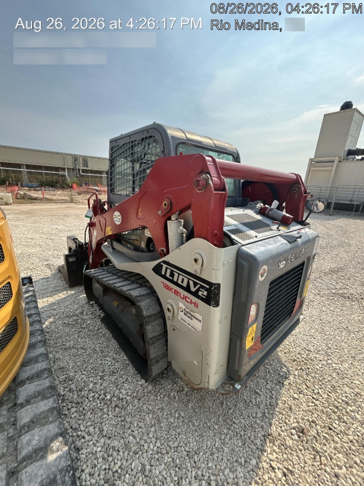2023 TAKEUCHI TL10V2-CR
