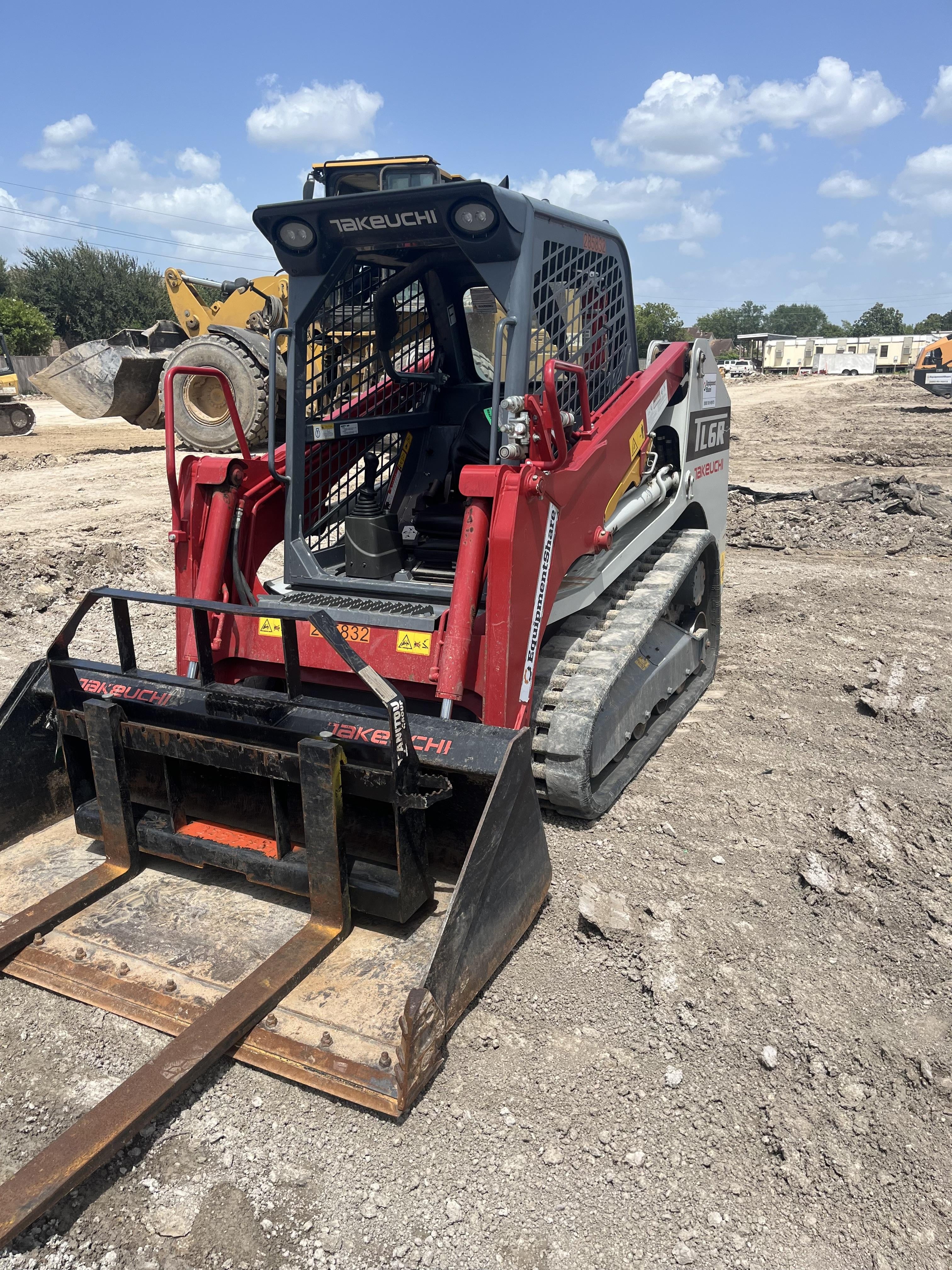 2023 MANITOU 50504723