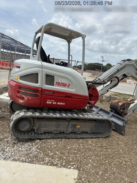 2025 TAKEUCHI TB250-2R