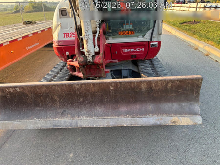 2022 TAKEUCHI TB250-2CR