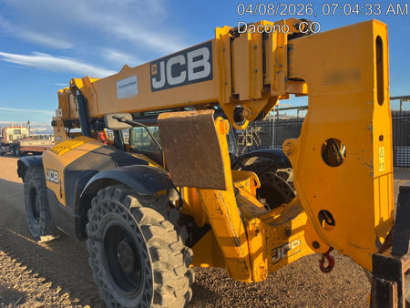 2019 JCB 512-56 JCB 512-56 Enclosed Cab, 109 HP, Solid Tires, Worklights, Beacon, Aux Hydraulics, Lifting Eye w/60" Carriage/60" Forks